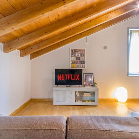 Stazione 200M - Wifi - Aria Condizionata - Smart Tv Apartment Parma Exterior photo