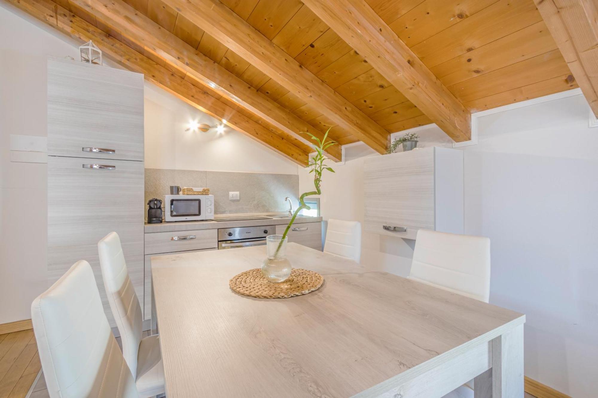 Stazione 200M - Wifi - Aria Condizionata - Smart Tv Apartment Parma Exterior photo