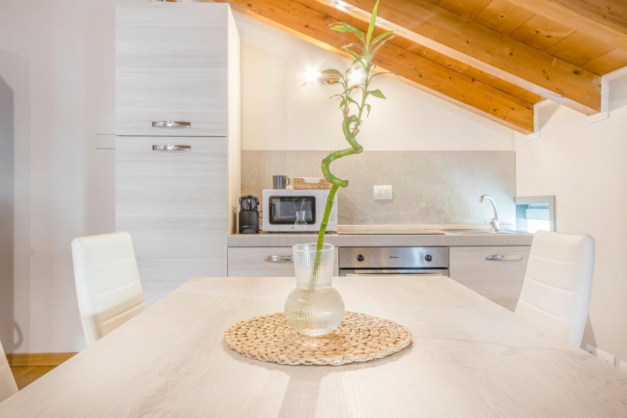 Stazione 200M - Wifi - Aria Condizionata - Smart Tv Apartment Parma Exterior photo