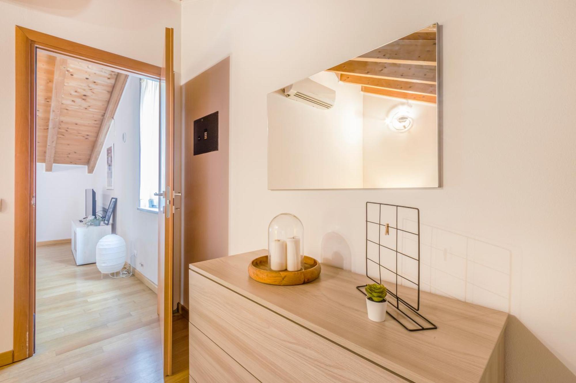 Stazione 200M - Wifi - Aria Condizionata - Smart Tv Apartment Parma Exterior photo